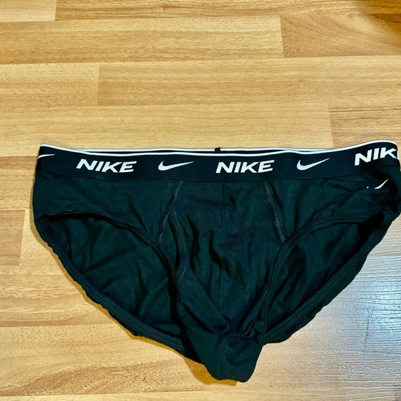 Nike Black Brief-Everyday Performance Dri-FIT - Picture 8 of 10